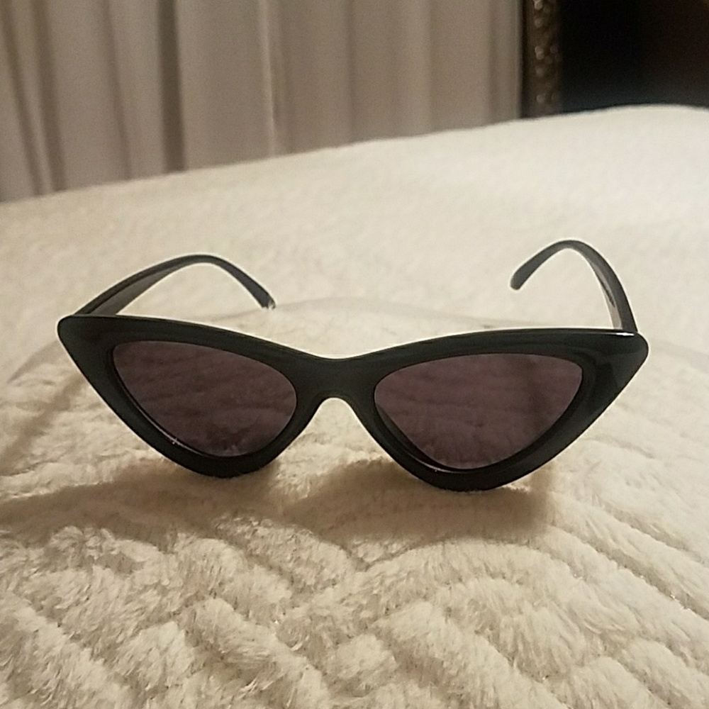 Xena Retro Vintage Cat Eye Sunglasses